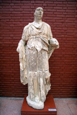 Статуя в Археологическом музее