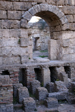 Руины бани в Перге