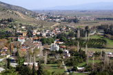 Вид с руин на деревню Гюллюбахче