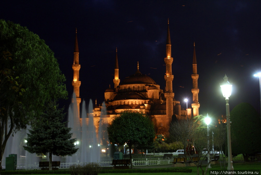 Собор Святой Софии ночью Стамбул, Турция