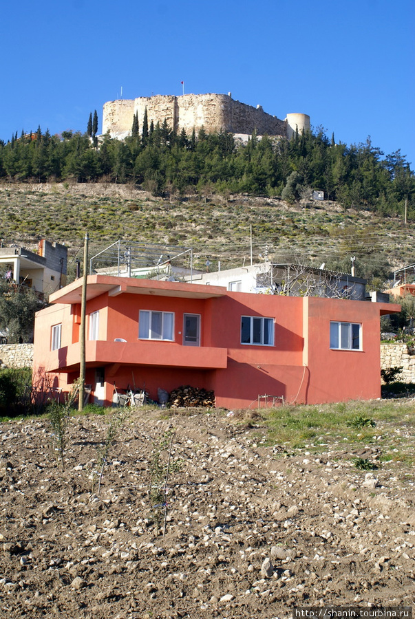 Фермерский дом и крепость в Силифке Силифке, Турция