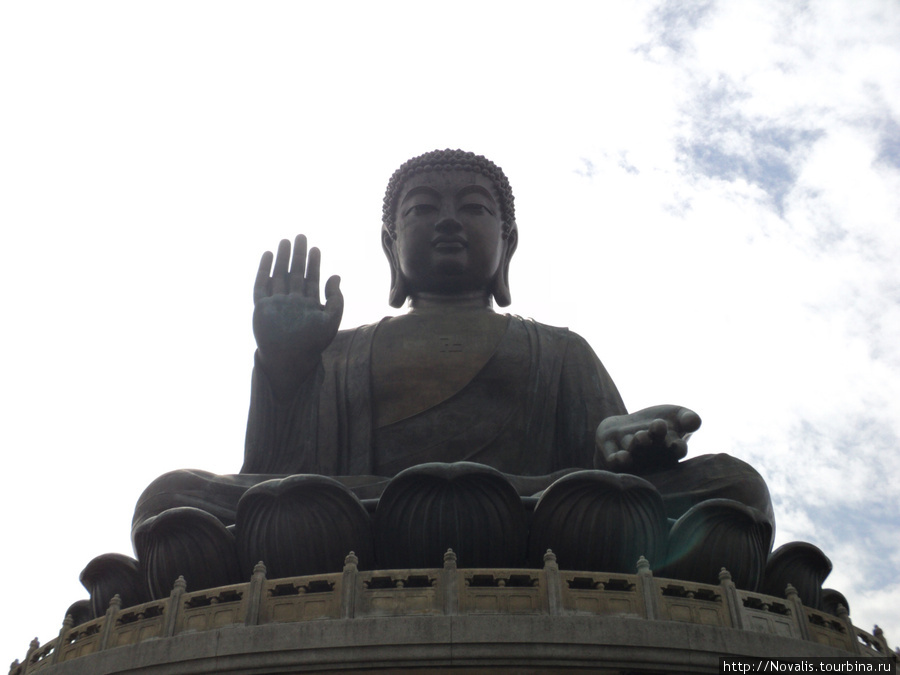 И тебе, Будда, здравствуй :) Остров Лантау, Гонконг