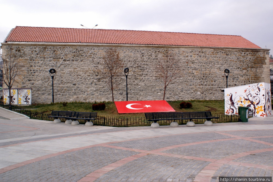 Площадь в центре Ыспарты Испарта, Турция