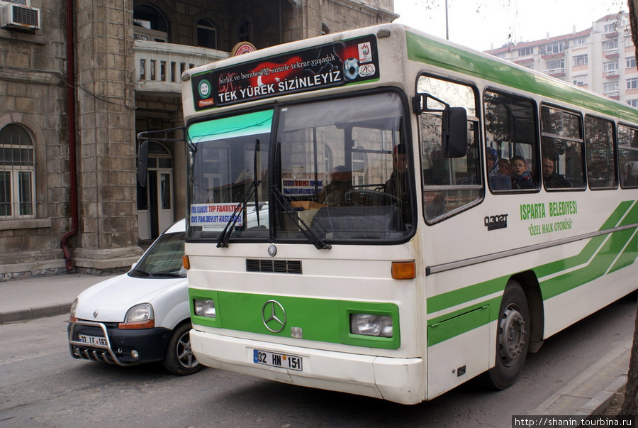 Автобус в Ыспарте Испарта, Турция