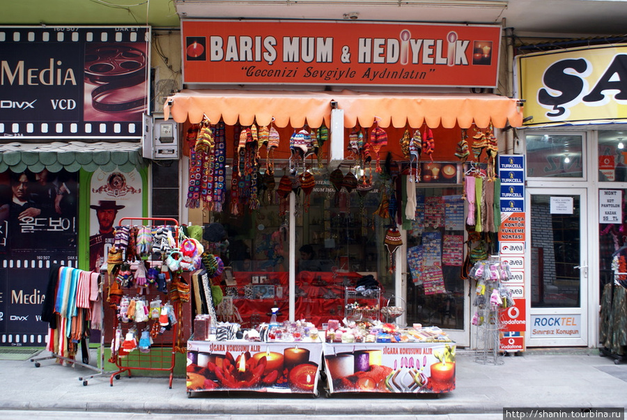 Торговая улица в Ыспарте Испарта, Турция