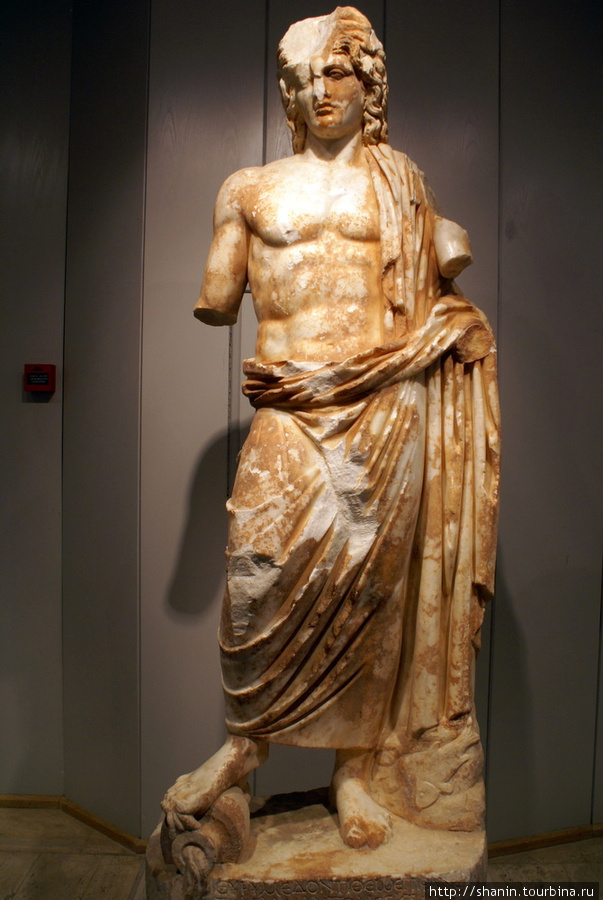 Римская статуя Испарта, Турция