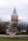 Башня — часть султанского дворца на реке Тунджа