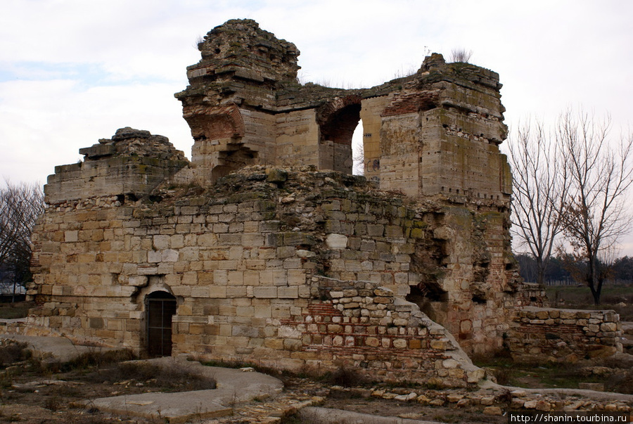 Руины султанского дворца Эдирне, Турция