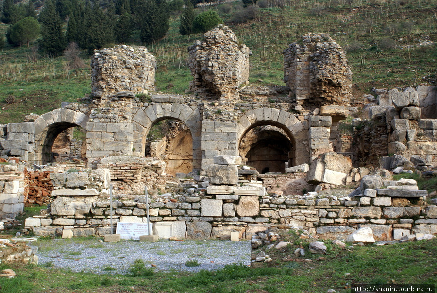 Руины в Эфесе Эфес античный город, Турция