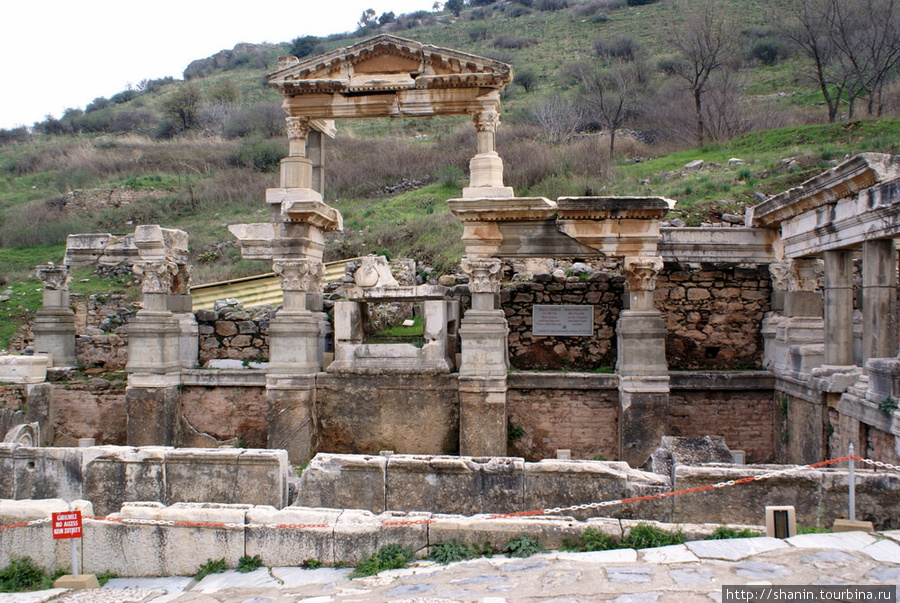 Руины Эфеса Эфес античный город, Турция