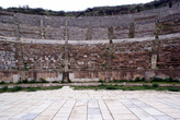 На арене амфитеатра в Эфесе