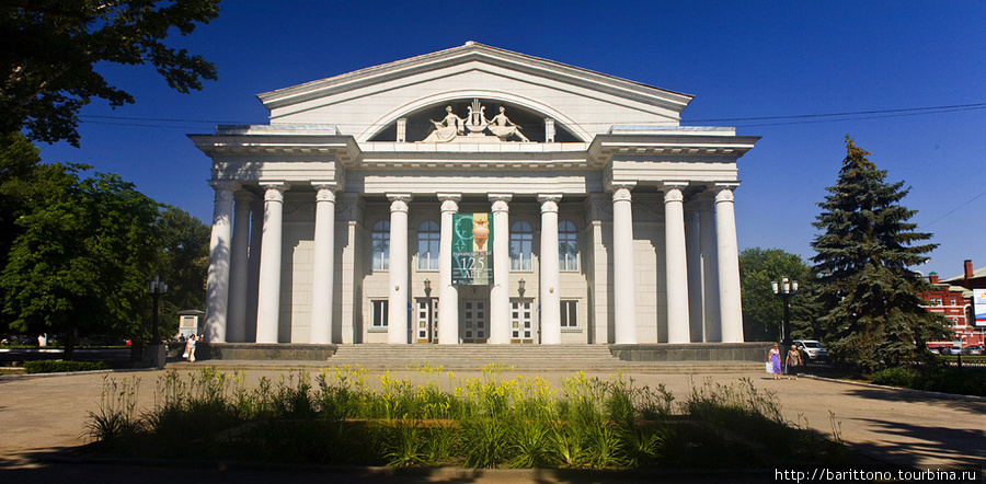 Оперный театр. Саратовская область, Россия