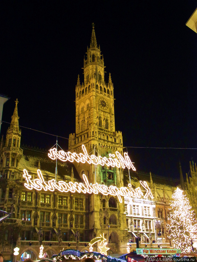 Рождественский базар на Мариинской площади Мюнхен, Германия