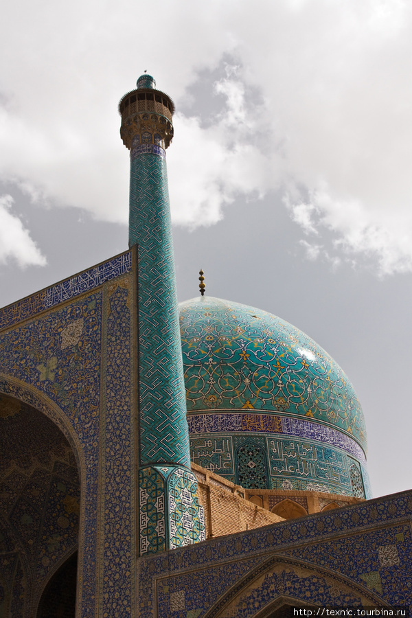 Общение с муллой в мечети Имама Исфахан, Иран