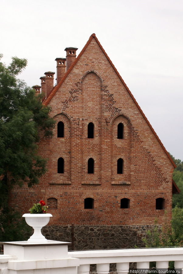 Немецкий дом у собора Багратионовск, Россия