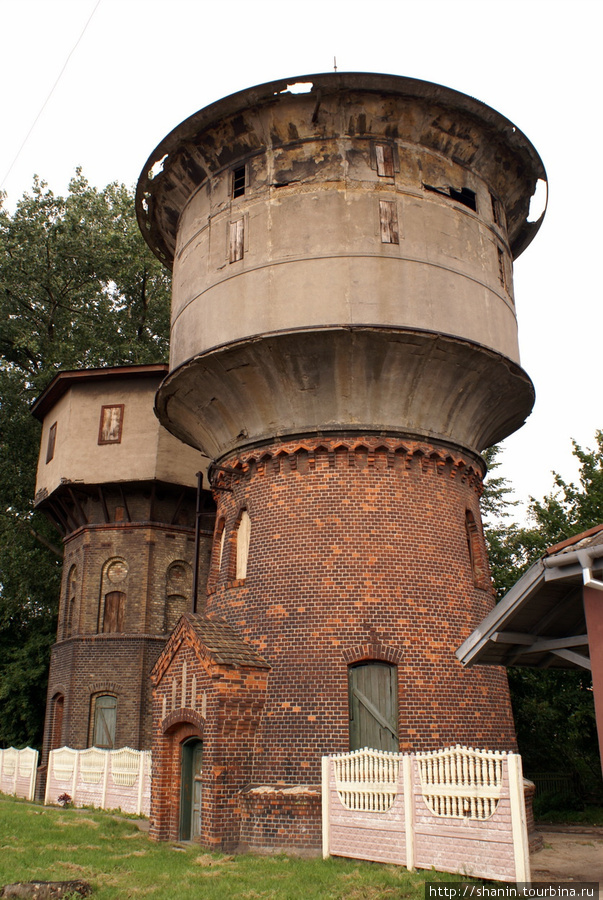 Водонапорная башня у вокзала Гусев, Россия