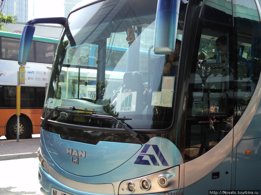 неожиданно нарисовался автобус с напоминанием о родине — РБК Гонконг