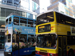 двухэтажные в Гонконге не только автобусы, но и трамваи