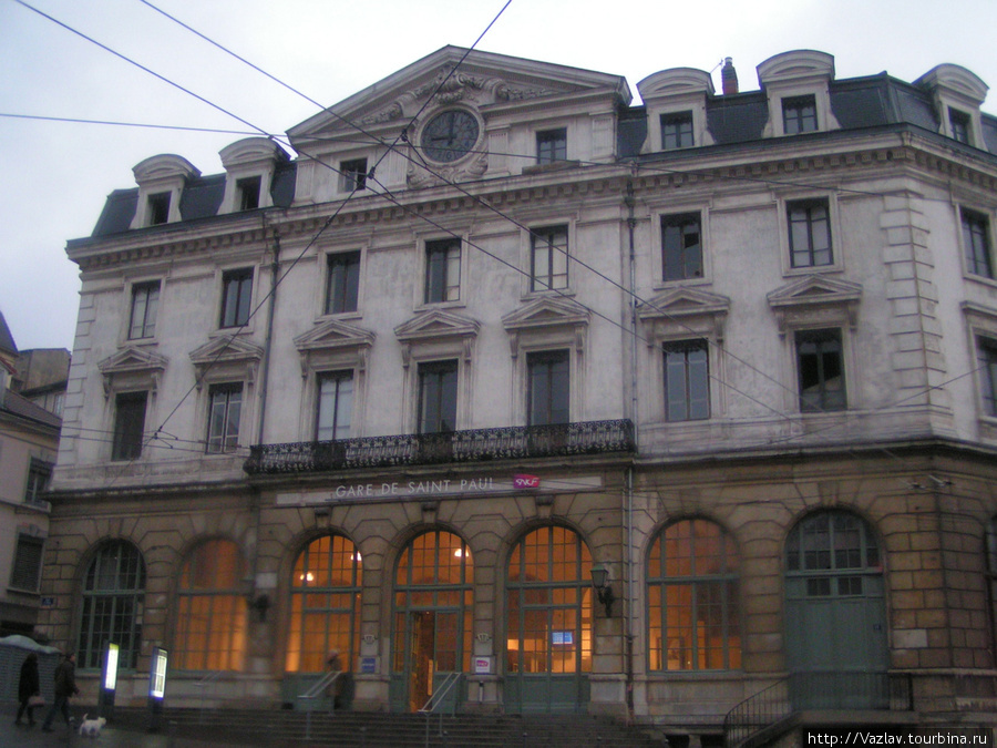 Здание вокзала Лион, Франция