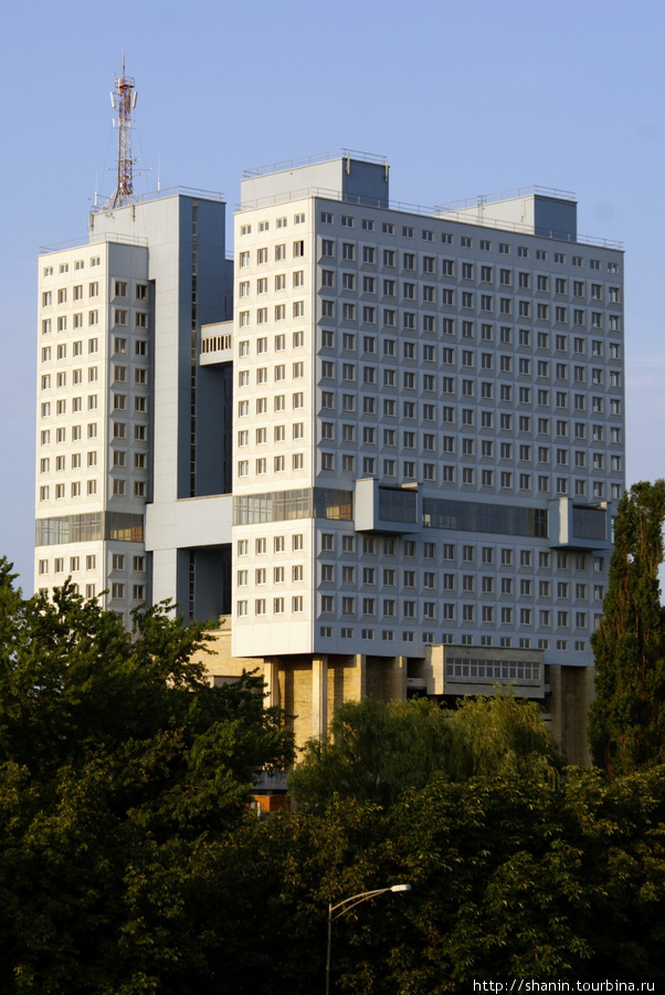 Дом советов — символ Калининграда и один из самых известных долгостроев Калининград, Россия