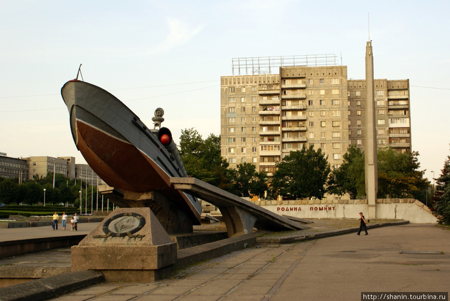 Памятник торпедному катеру Калининград, Россия