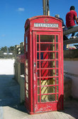 Еще одно напоминание об Англии — красные телефонные будки