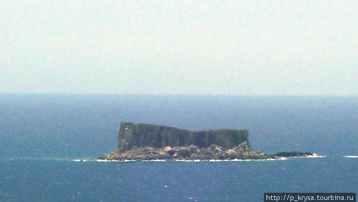 Необитаемый остров Филфла при сильном приближении Остров Мальта, Мальта