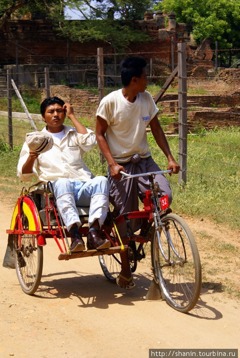 На велорикше Мьянма