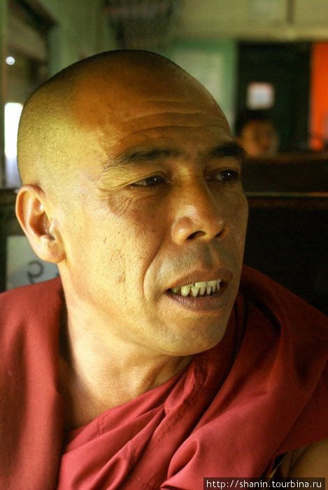 Монах Мьянма