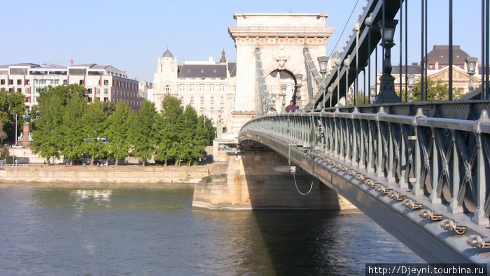 Дунай, и мост через него Будапешт, Венгрия
