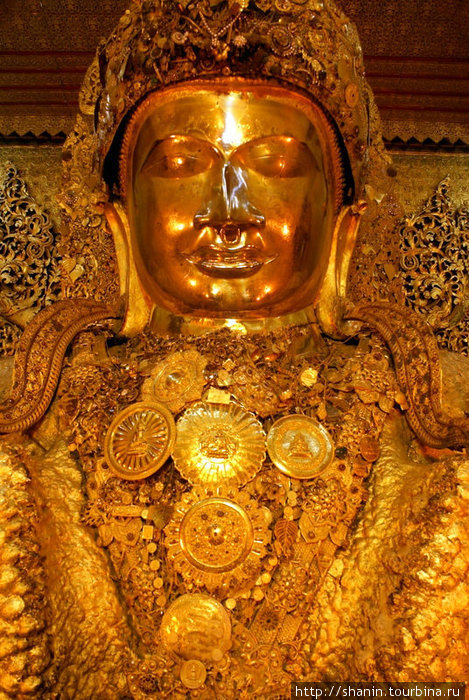 Золотой Махамуни Будда Мандалай, Мьянма