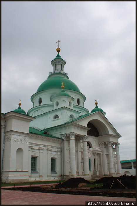 Спасо-Яковлевский монастырь Ростов, Россия