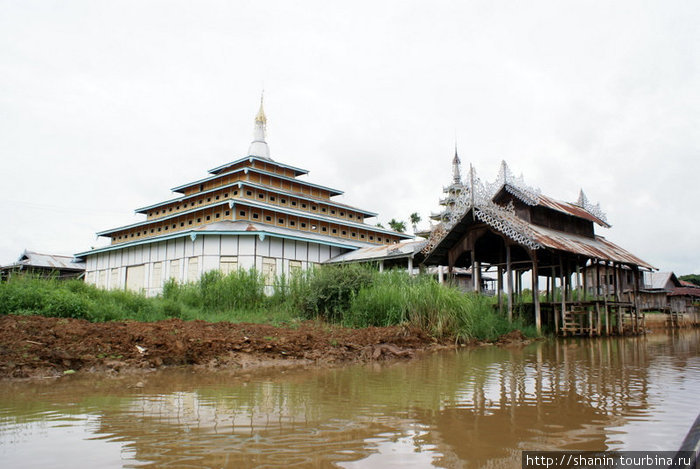 Храм Ньяунг-Шве, Мьянма