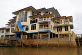 Дом нового бирманца