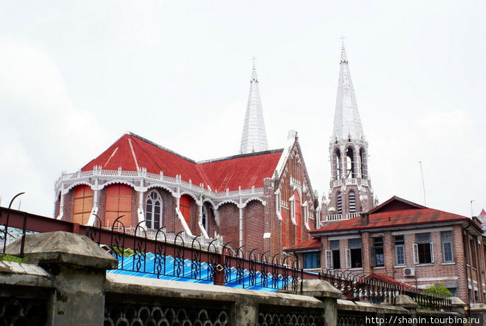 Шпиль собора Янгон, Мьянма