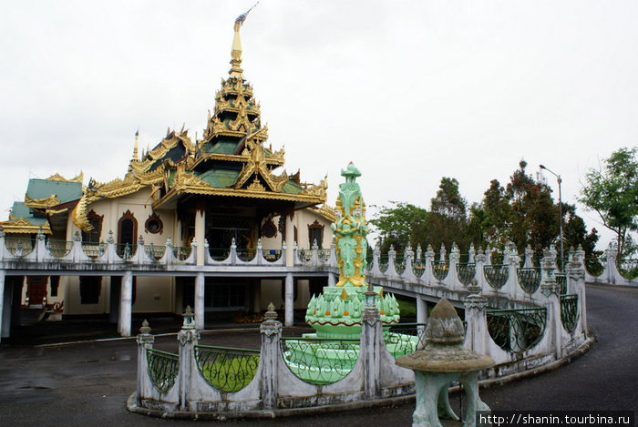 Храм Янгон, Мьянма