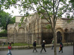 Римские термы относятся к древнейшим сооружениям Парижа. Построены во II начале III века