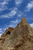 Наверху горы — пещера для медитаций