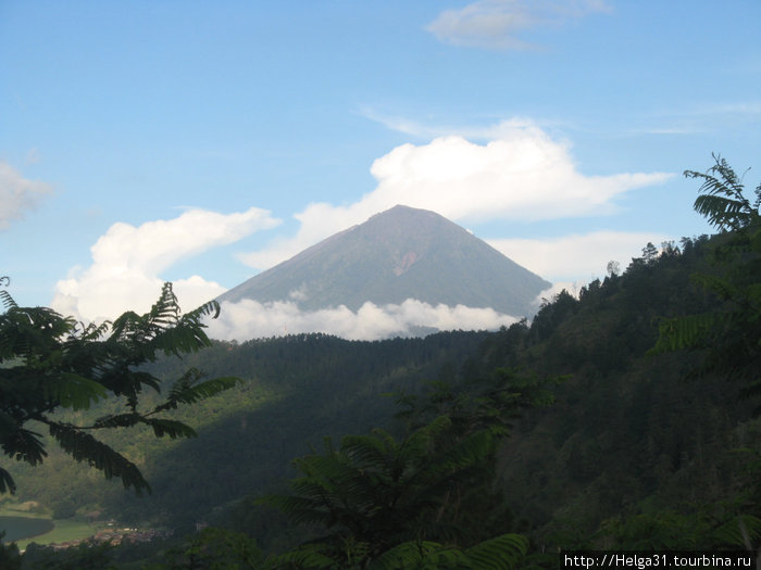 Вулкан Батун Кута, Индонезия