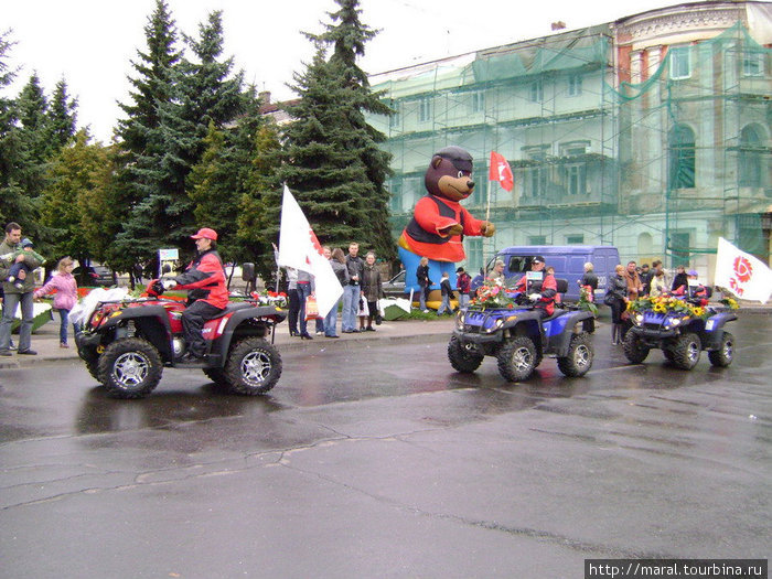 Авто-мотофестиваль цветов Рыбинск, Россия