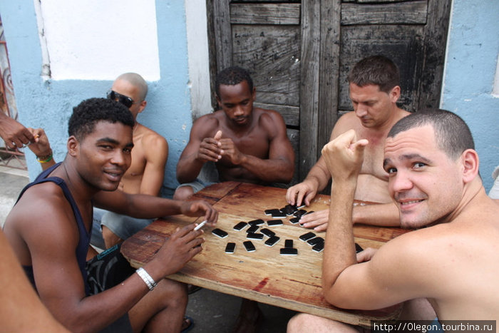 Реальное время куба. Куба негры. Жители Кубы. Мужчины на Кубе. Куба парни.