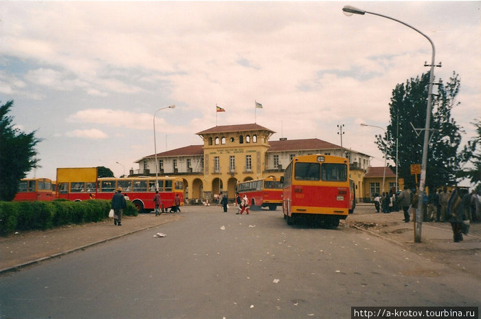 Жел.дор.вокзал (пассажирских поездов нет уже) Аддис-Абеба, Эфиопия