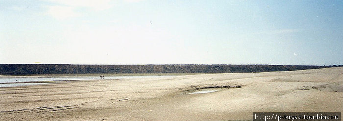 Трудно поверить, что на этой фотографии засняты Волжские берега, а не, скажем, Ближний Восток Астраханская область, Россия