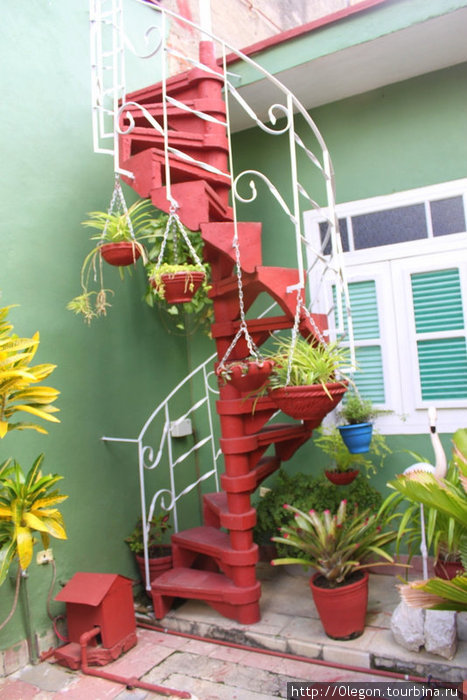 Лестница на веранду Куба