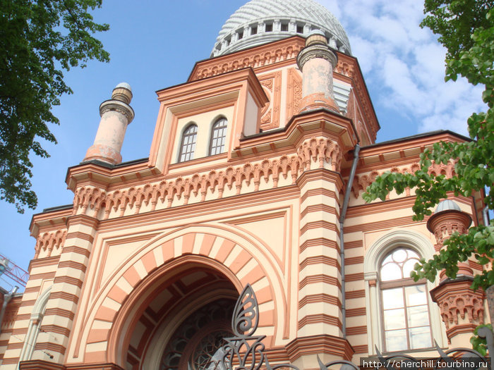 фасад синагоги Санкт-Петербург, Россия
