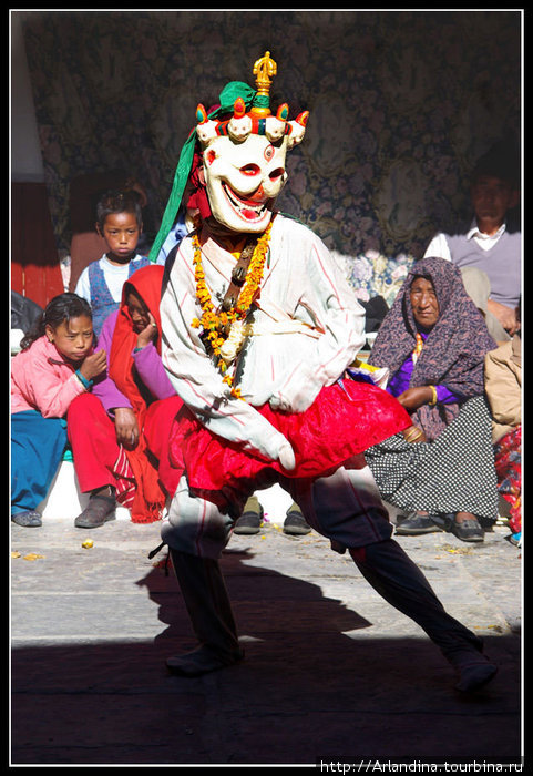 Танцы лам. Дивали-Новый год. Непал. Непал