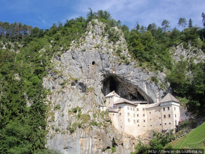 Предъямский замок - в ласточкином гнезде Побережье и Карст, Словения