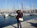 Количество яхт у Барселонских пристаней превышает все мыслимые пределы