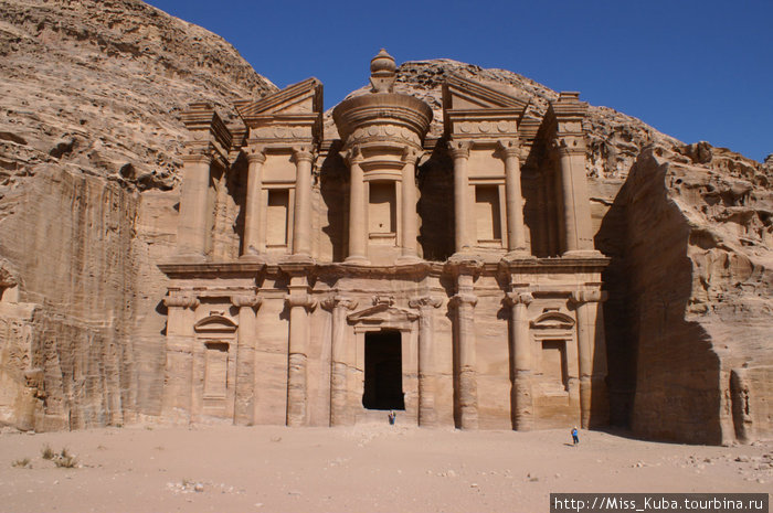 Монастырь Ad-Deir