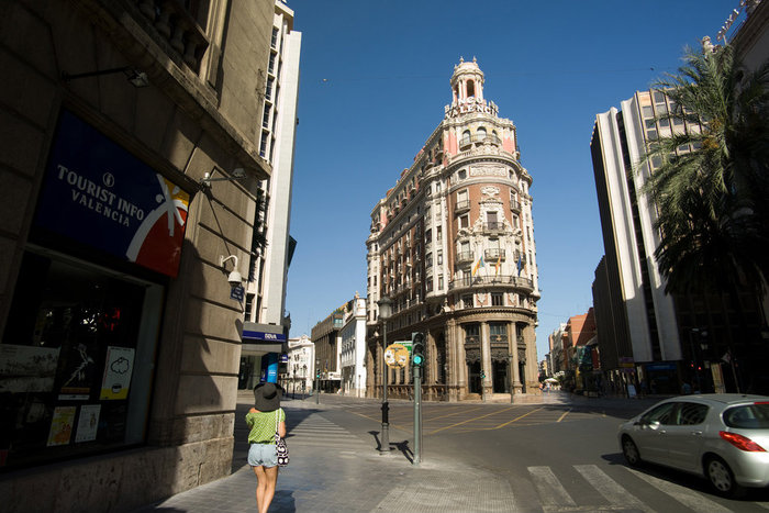 Здание банка Валенсии на площади городского собрания Валенсия, Испания